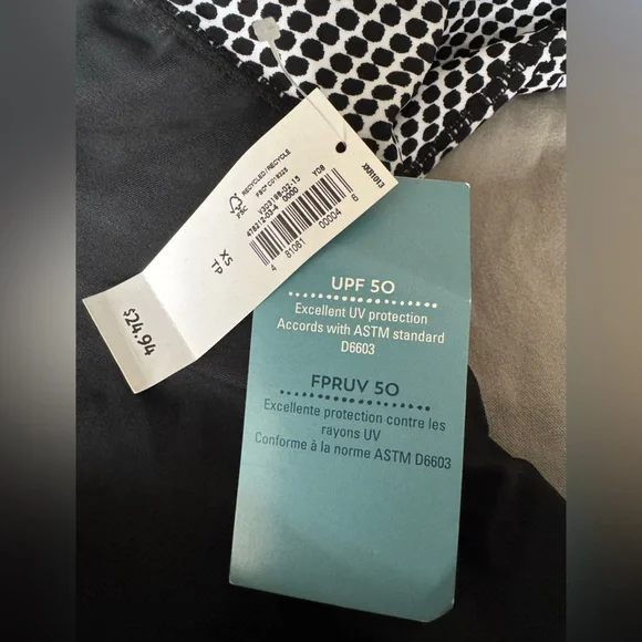 NWT - Swim / Rash Guard - Picture 3 of 7